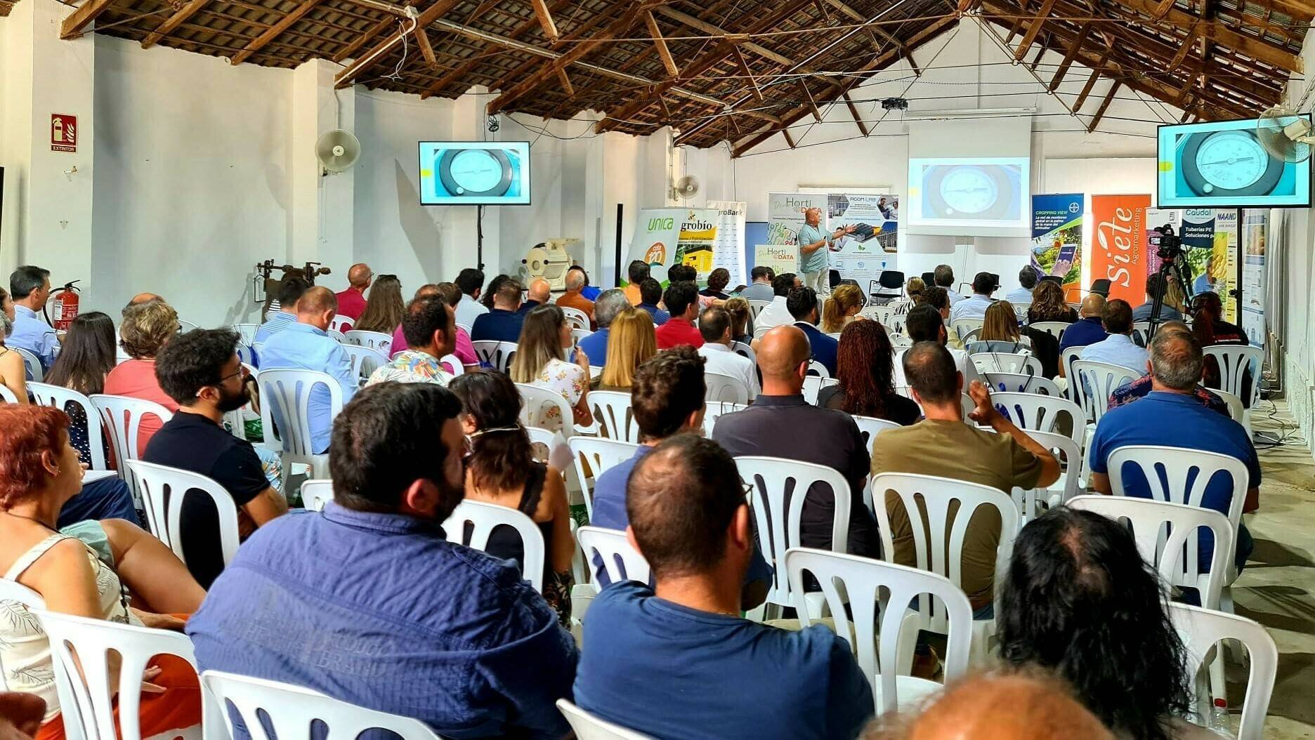 Foro de conocimiento I Demo HortiDATA|Tertulia DHD|d217581a-14b3-39cb-5546-16c9b8d4fe99